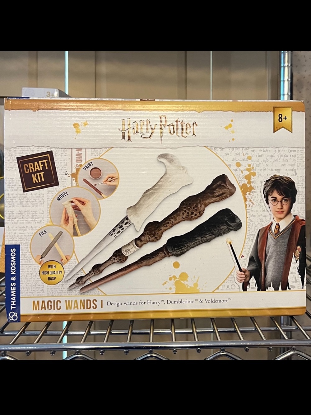 Harry Potter Magic Wands Craft Kit by Thames & Hudson Ages 8+